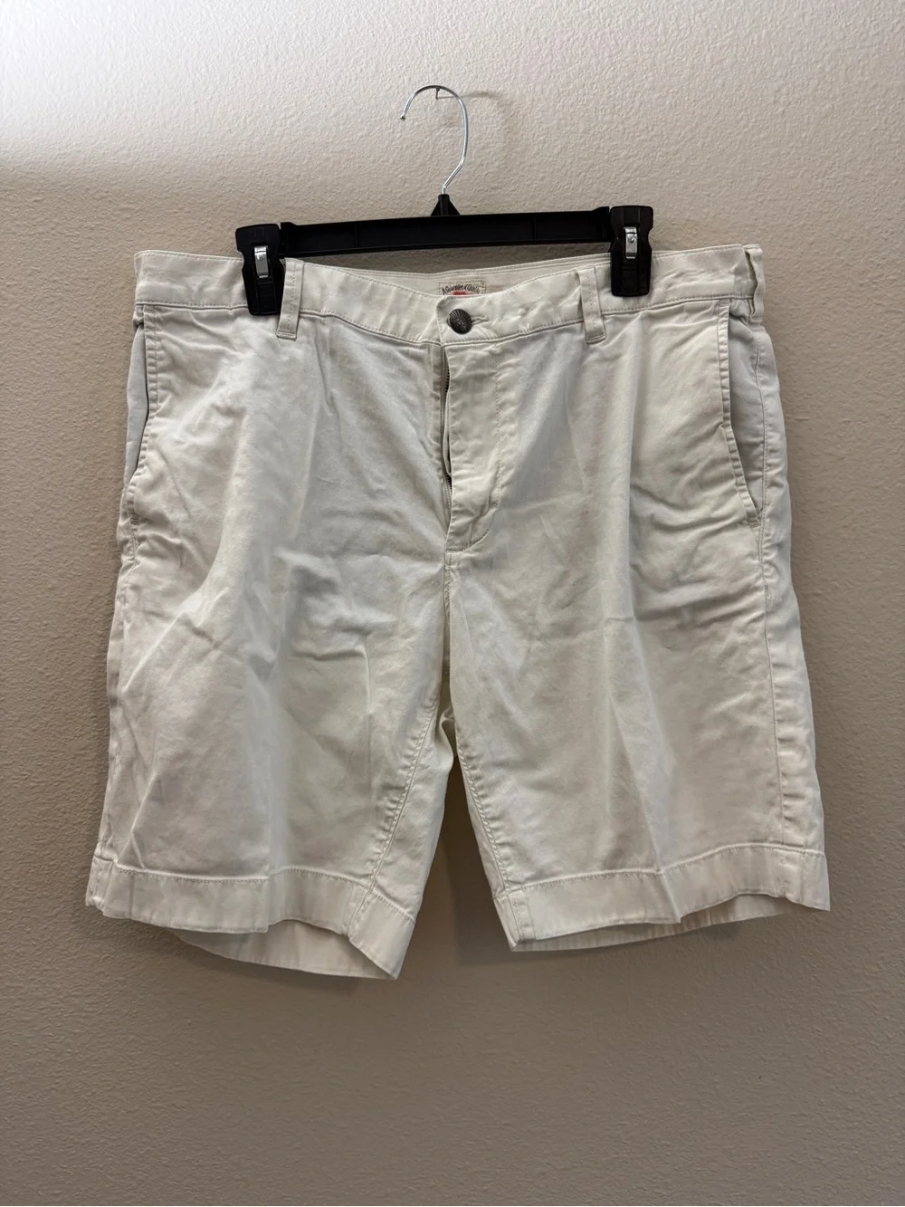 Faherty Cream Flat-Front Men's Shorts
